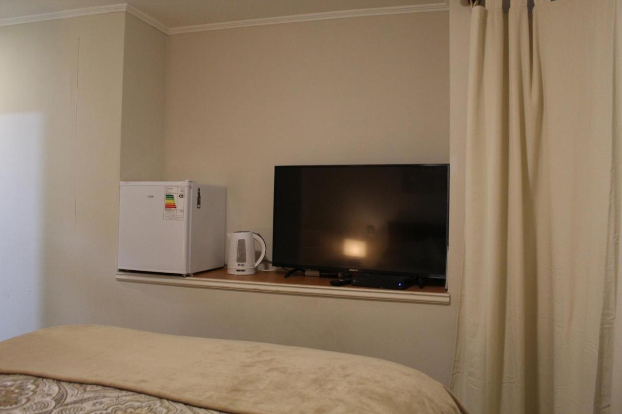 Habitac Privada Bed N Bkf Patagonia Norte - Puerto Varas Homestay - Bnb Plus ภายนอก รูปภาพ